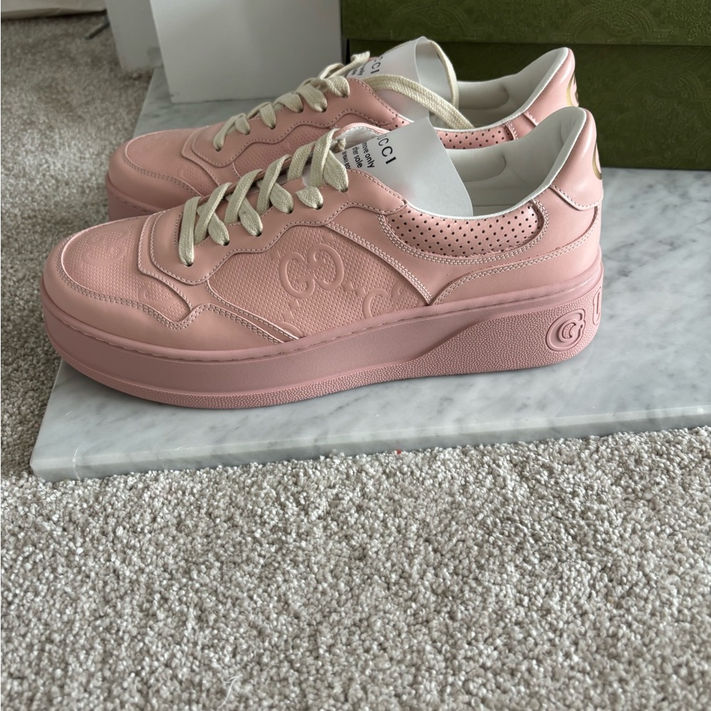 Gucci pink sneakers - Picture 3 of 4